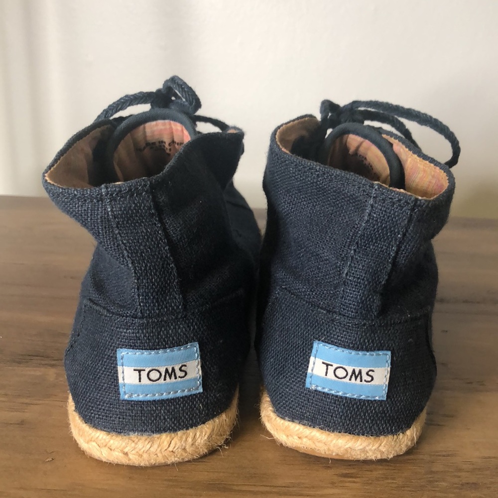 Tom’s High Top Linen shoes